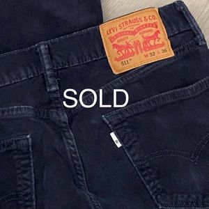 LEVI’S Men”s 511 Slim Fit Corduroy Jeans, Size 32, Navy Color, Used